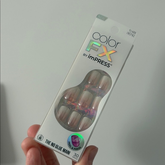 imPRESS Color FX No Glue Nail Kit - Shimmering “Connection” - Picture 6 of 6
